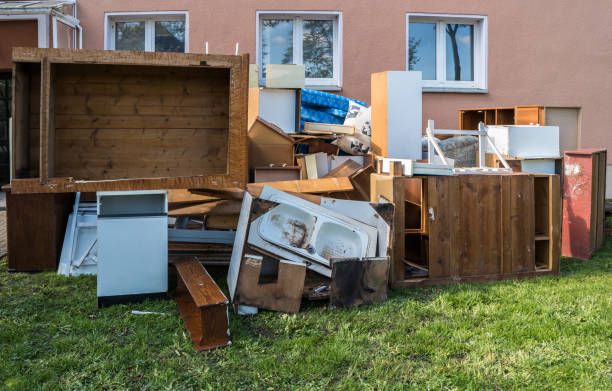 Best Garage Cleanout Services  in Queens Gate, PA